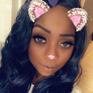 Meet your Posher, Annette